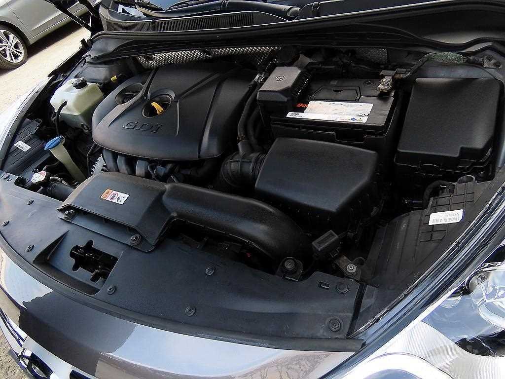 현대 i40 i40Saloon 2.0 GDI PREMIUM 이미지 19