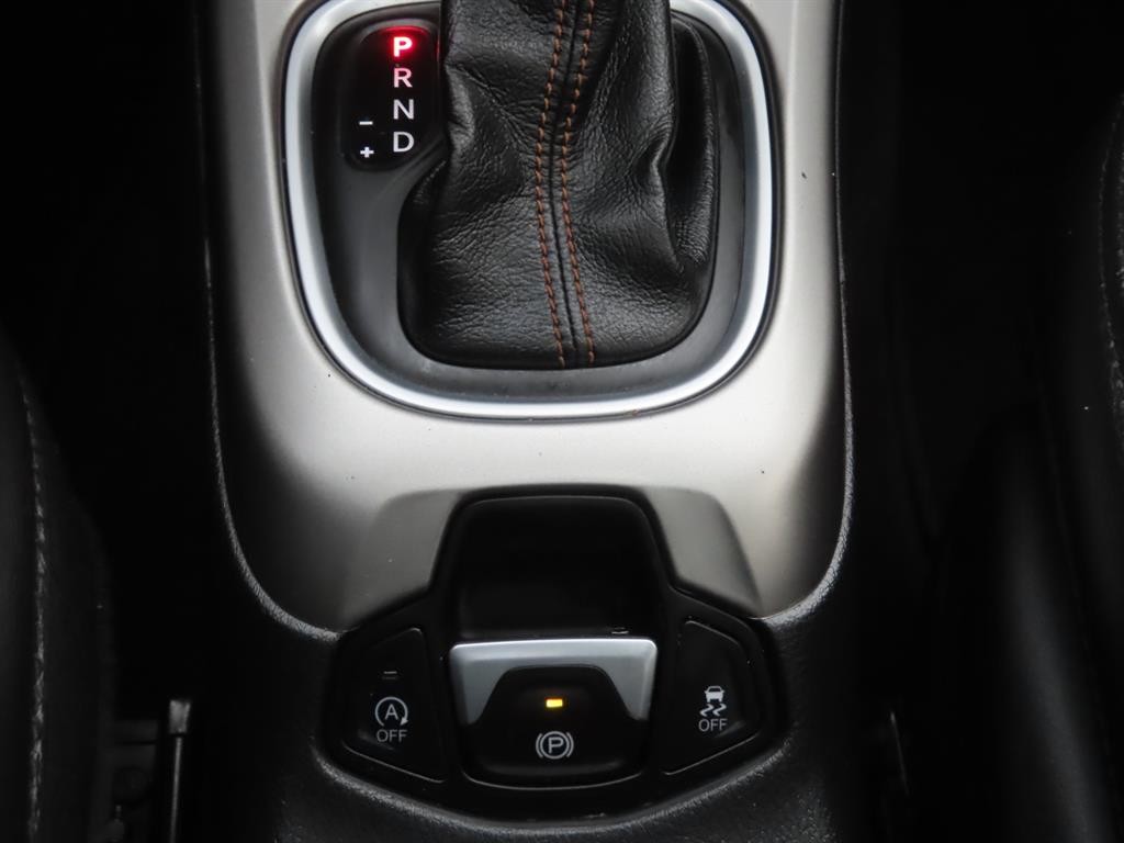 지프 컴패스 컴패스 2세대 2.4 AWD 론지튜드 이미지 15
