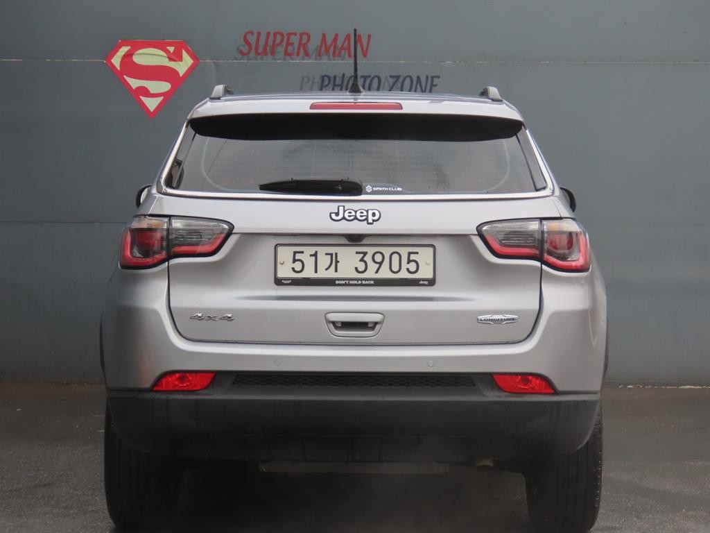 지프 컴패스 컴패스 2세대 2.4 AWD 론지튜드 이미지 4