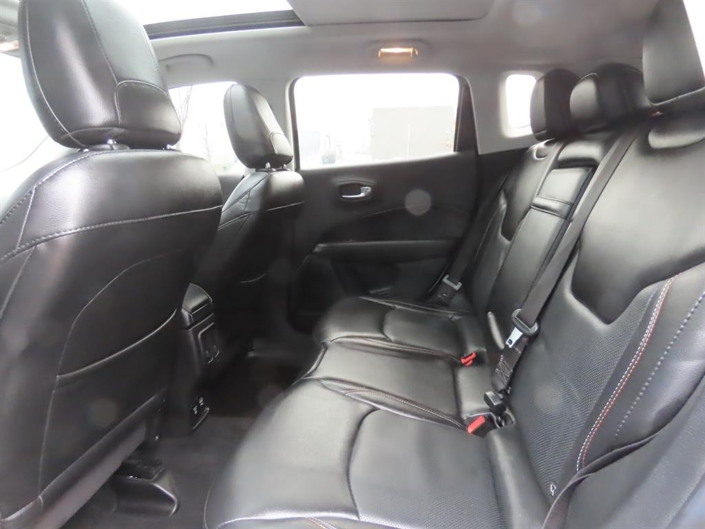 지프 컴패스 컴패스 2세대 2.4 AWD 론지튜드 이미지 6