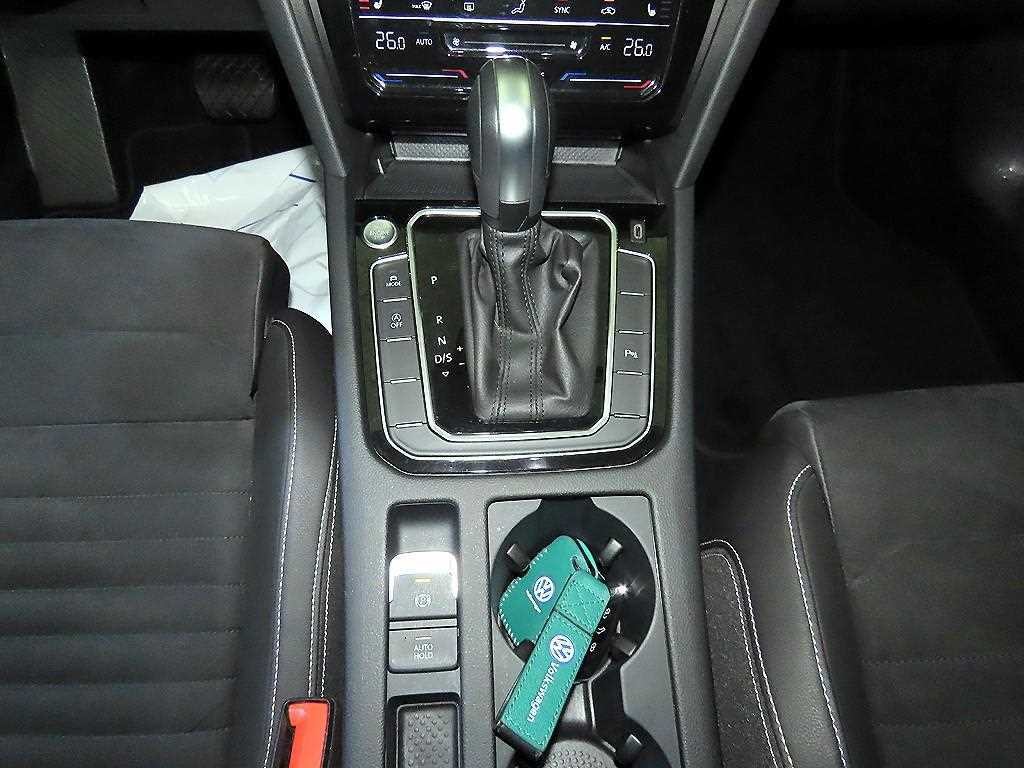 폭스바겐 파사트 파사트GT(B8) 2.0 TDI 프리미엄 이미지 12