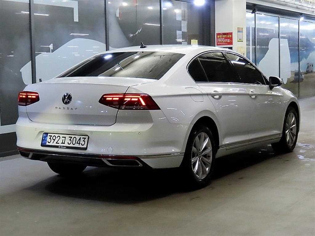 폭스바겐 파사트 파사트GT(B8) 2.0 TDI 프리미엄 이미지 4