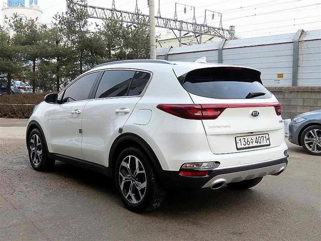 기아 스포티지 스포티지 더 볼드 2.0 디젤 2WD 프레스티지 이미지 3