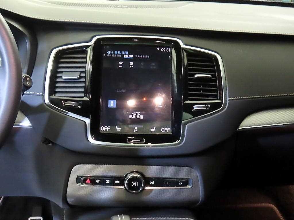 볼보 XC90 XC90 2세대 2.0 T8 AWD R-디자인 이미지 11