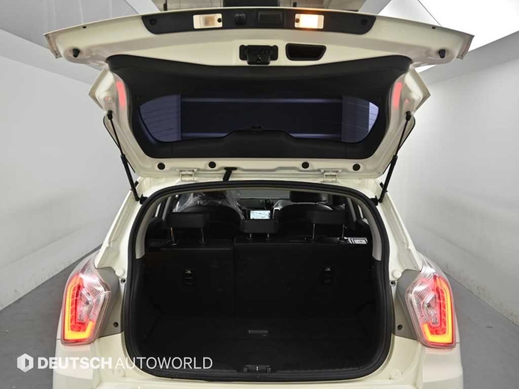 KG모빌리티(쌍용) 티볼리 티볼리 아머 2WD 가솔린 VX 이미지 20