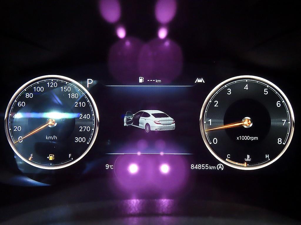 제네시스 G70 더 뉴 G70 가솔린 3.3T 4WD 스포츠 패키지 이미지 9