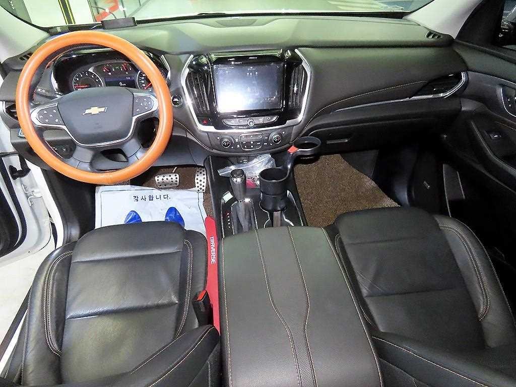 쉐보레 트래버스 3.6 AWD 프리미어 이미지 10