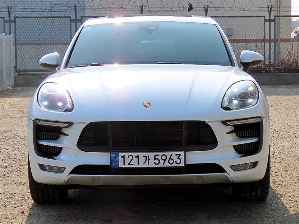포르쉐 마칸 가솔린 3.0 GTS 이미지 1
