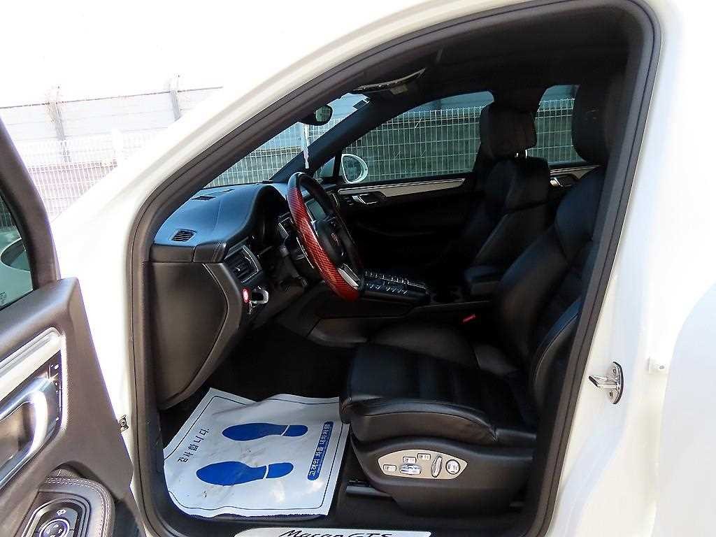 포르쉐 마칸 가솔린 3.0 GTS 이미지 5