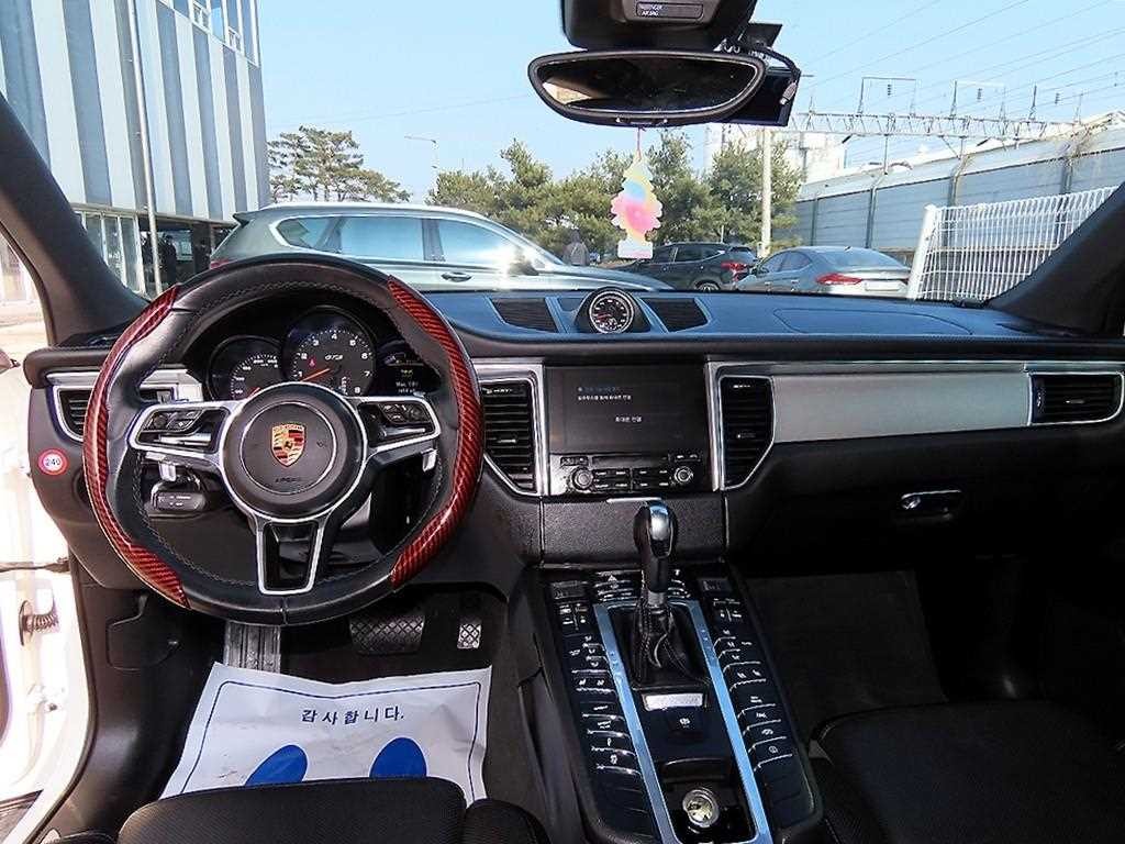 포르쉐 마칸 가솔린 3.0 GTS 이미지 7
