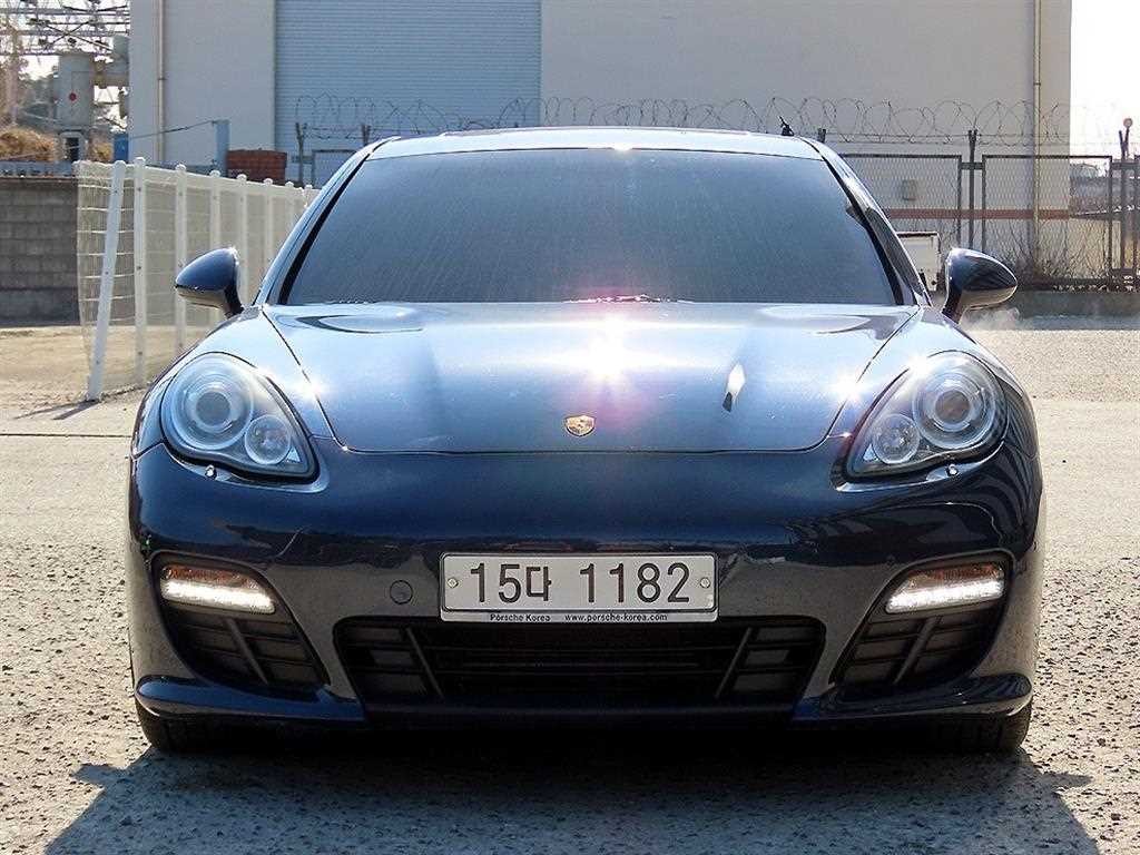 포르쉐 파나메라 3.6 AWD 이미지 1
