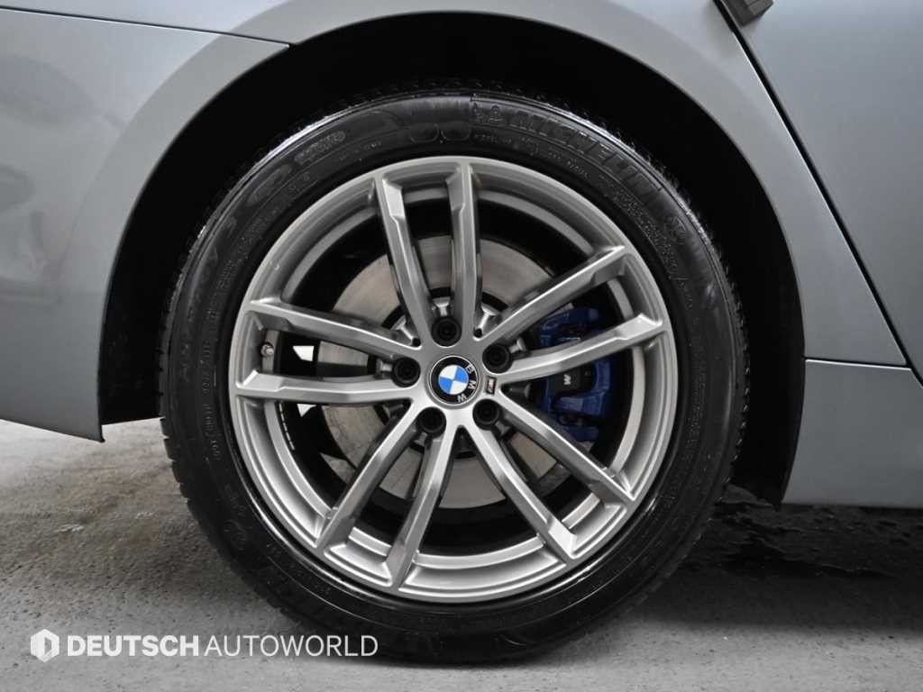 BMW 5시리즈 5시리즈 (G30) 530e M 스포츠 이미지 5