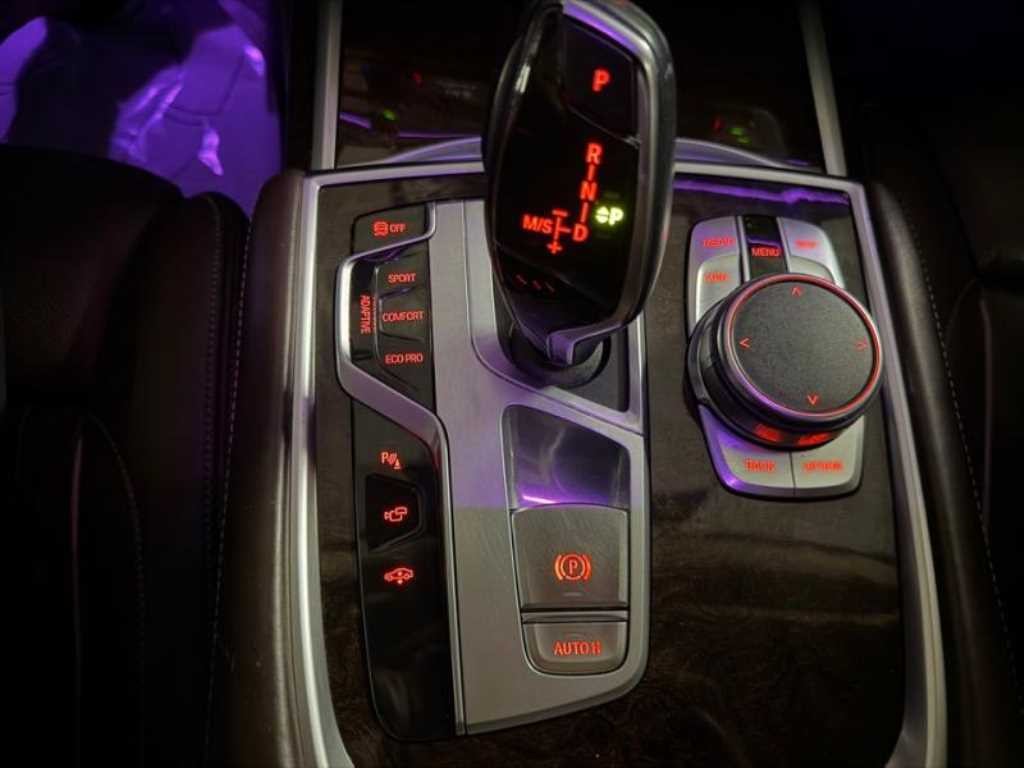 BMW 7시리즈 7시리즈 (G11) 740Ld xDrive 이미지 11