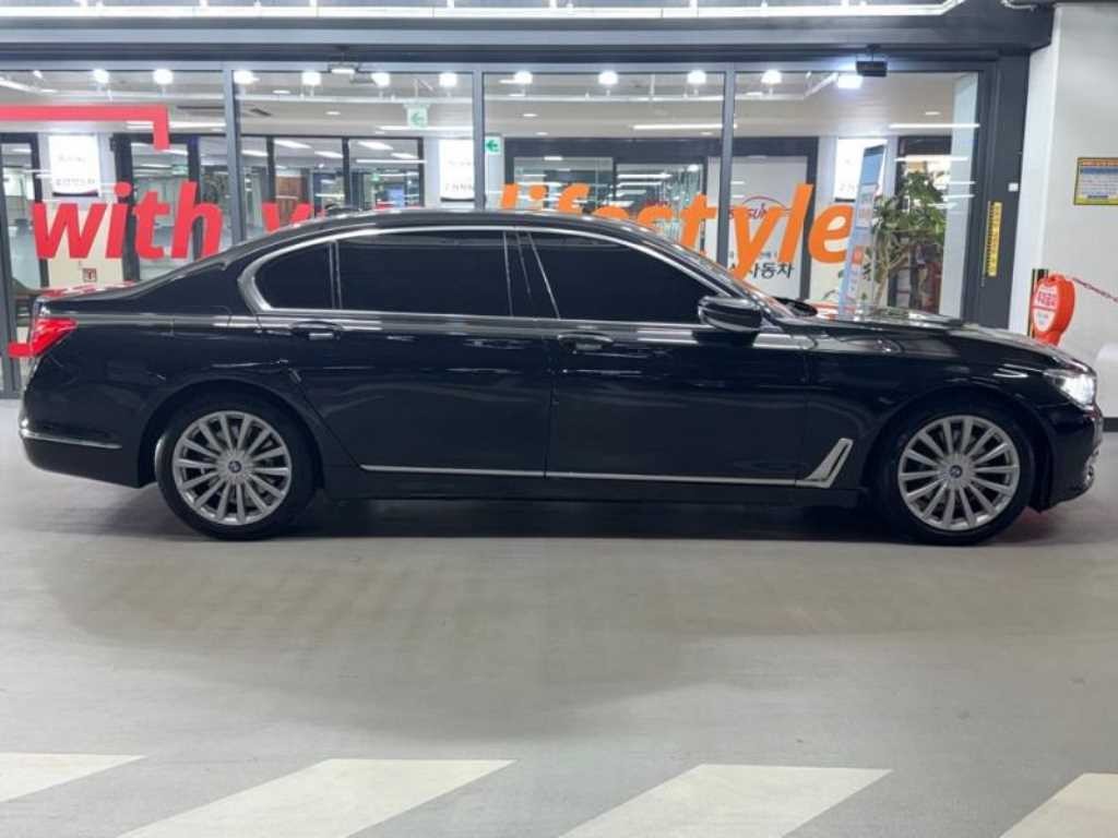BMW 7시리즈 7시리즈 (G11) 740Ld xDrive 이미지 3