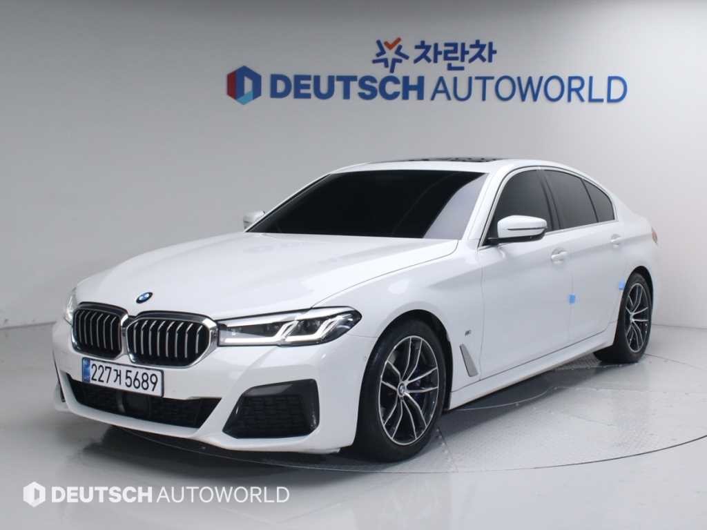 BMW 5시리즈 5시리즈 (G30) 520i M 스포츠 이미지 1