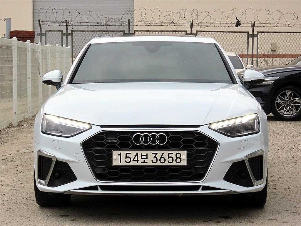 아우디 A4 A4 (B9) 45 TFSI 콰트로 프리미엄 이미지 1