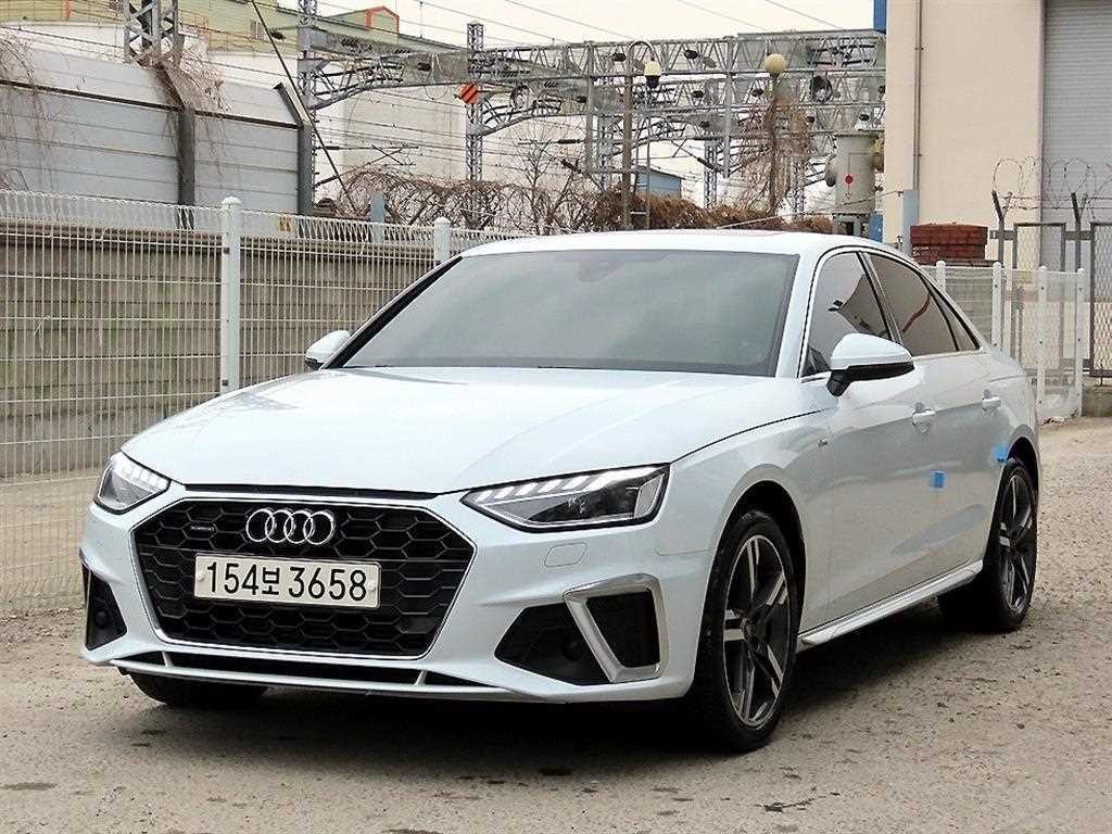 아우디 A4 A4 (B9) 45 TFSI 콰트로 프리미엄 이미지 2