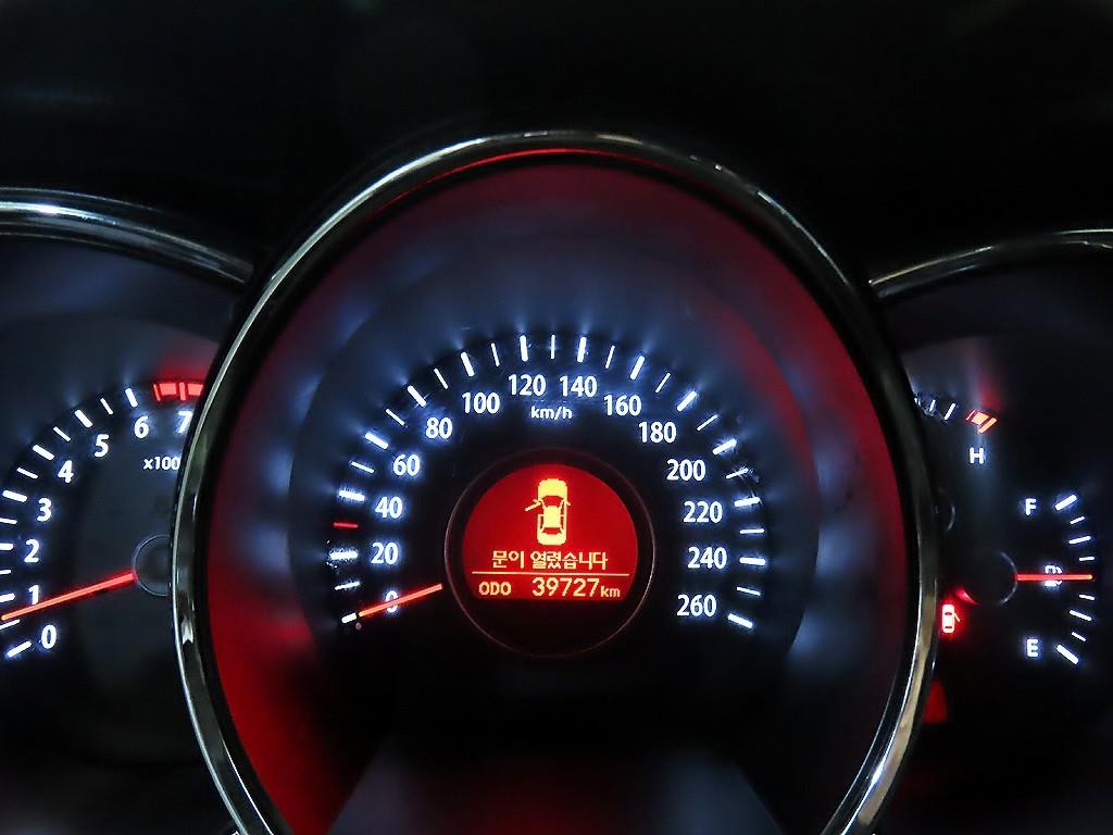 기아 K5 2.0 럭셔리 이미지 9