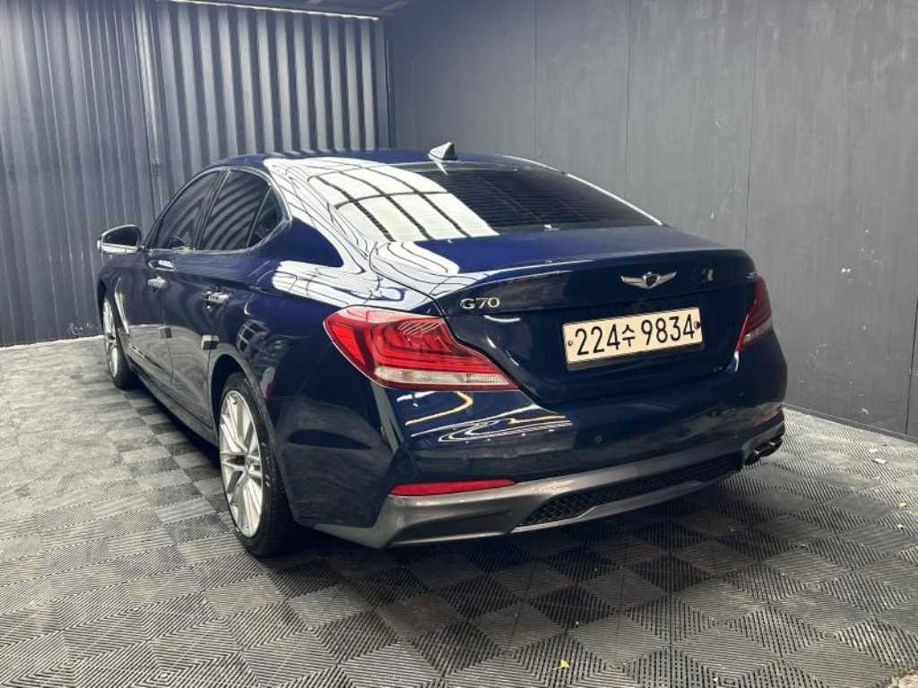 제네시스 G70 2.0T 엘리트 이미지 4