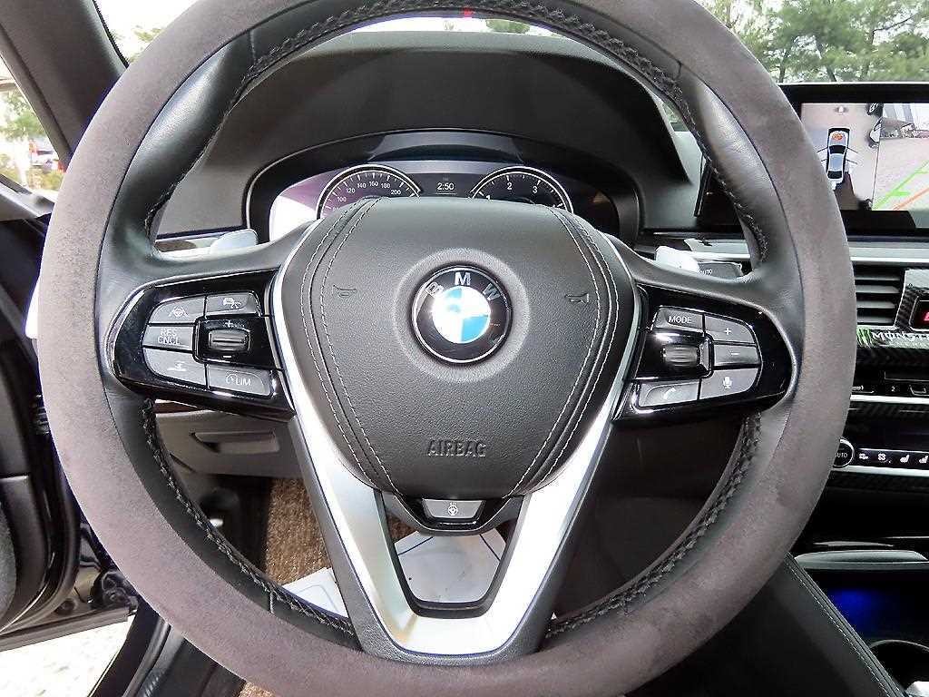 BMW 5시리즈 5시리즈 (G30) 530d M 스포츠 이미지 8