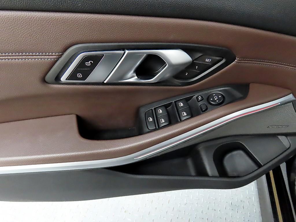 BMW 3시리즈 3시리즈 (G20) 320i 럭셔리 이미지 11