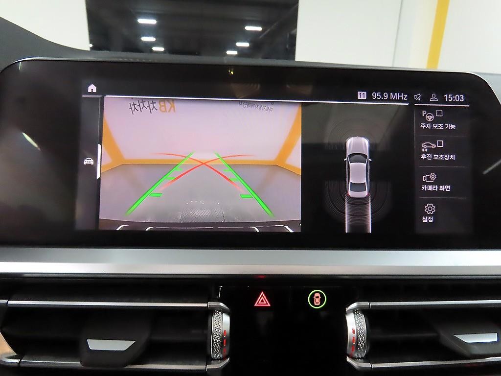 BMW 3시리즈 3시리즈 (G20) 320i 럭셔리 이미지 16