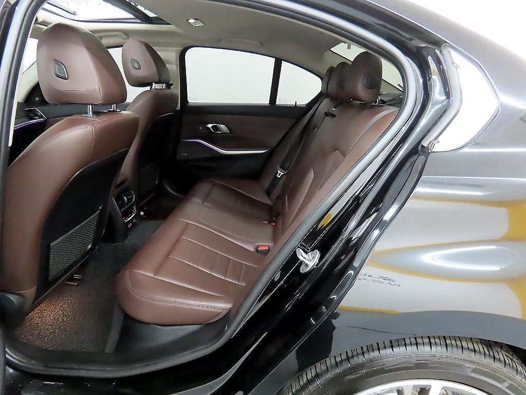 BMW 3시리즈 3시리즈 (G20) 320i 럭셔리 이미지 6