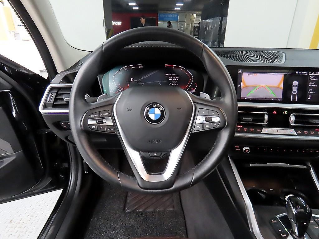 BMW 3시리즈 3시리즈 (G20) 320i 럭셔리 이미지 9