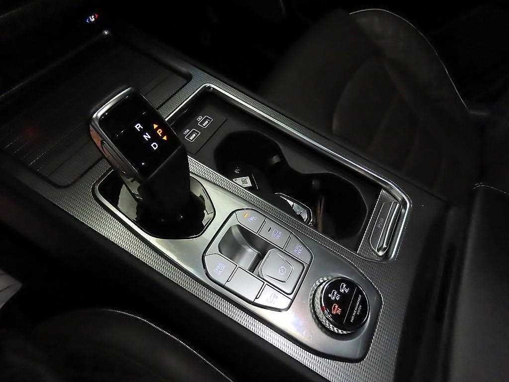 KG모빌리티(쌍용) 렉스턴 올 뉴 렉스턴 (Y450) 디젤 2.2 4WD 시그니처 이미지 12