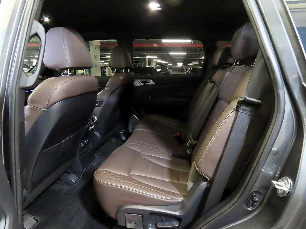 KG모빌리티(쌍용) 렉스턴 올 뉴 렉스턴 (Y450) 디젤 2.2 4WD 시그니처 이미지 7