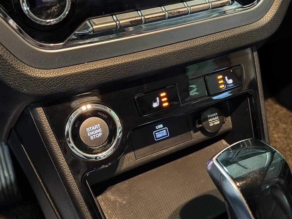 KG모빌리티(쌍용) 코란도 뷰티풀코란도 2WD 디젤 1.6 C5 이미지 11