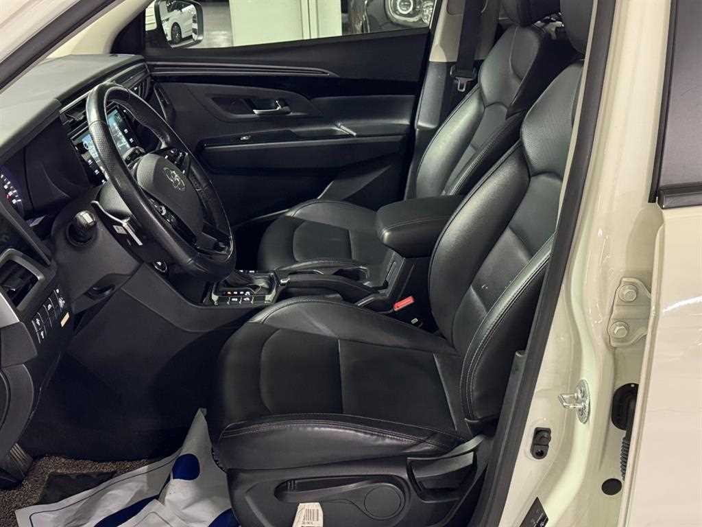 KG모빌리티(쌍용) 코란도 뷰티풀코란도 2WD 디젤 1.6 C5 이미지 18