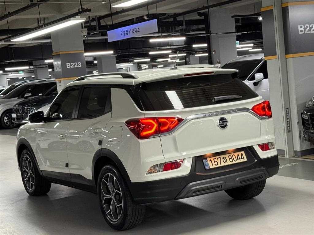 KG모빌리티(쌍용) 코란도 뷰티풀코란도 2WD 디젤 1.6 C5 이미지 4