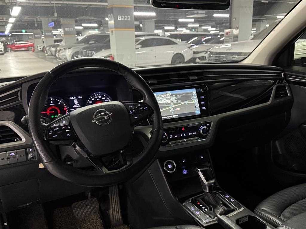 KG모빌리티(쌍용) 코란도 뷰티풀코란도 2WD 디젤 1.6 C5 이미지 7