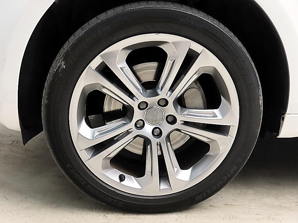아우디 Q5 45 TDI 콰트로 다이나믹 이미지 20
