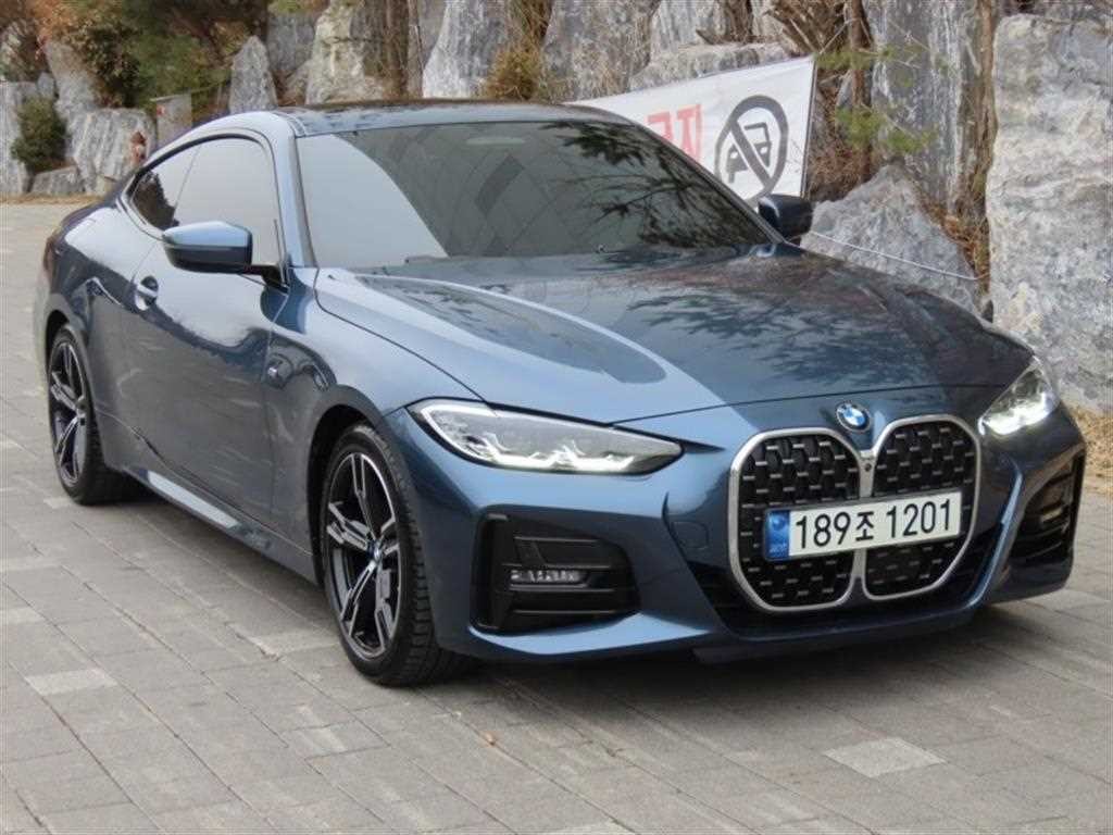BMW 4시리즈 4시리즈 (G22) 420i 쿠페 M 스포츠 이미지 2