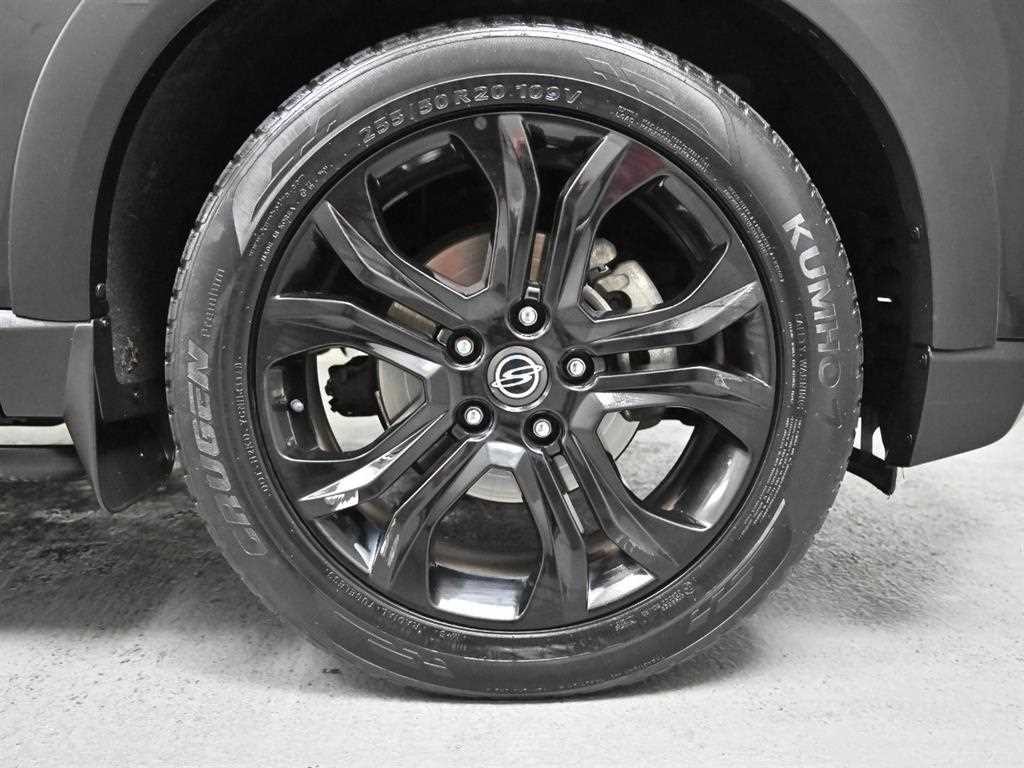 KG모빌리티(쌍용) 렉스턴 올 뉴 렉스턴 (Y450) 디젤 2.2 4WD 더 블랙 이미지 5