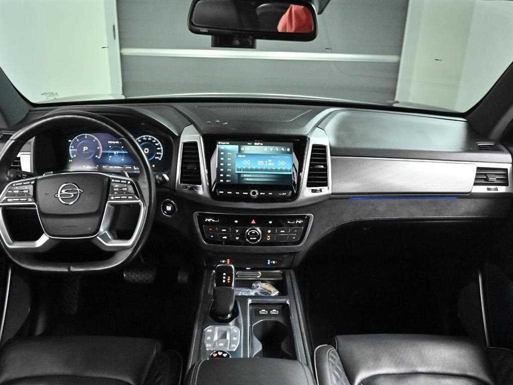 KG모빌리티(쌍용) 렉스턴 올 뉴 렉스턴 (Y450) 디젤 2.2 4WD 더 블랙 이미지 7