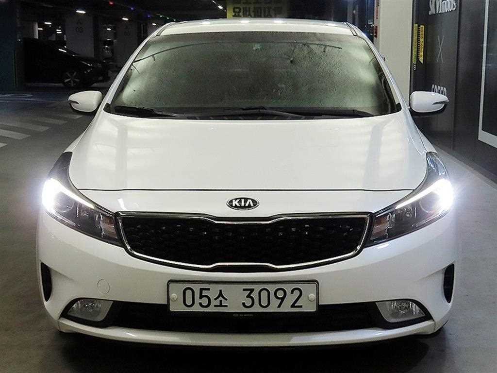 기아 K3 더뉴 K3 1.6 GDI 트렌디 스타일 이미지 2