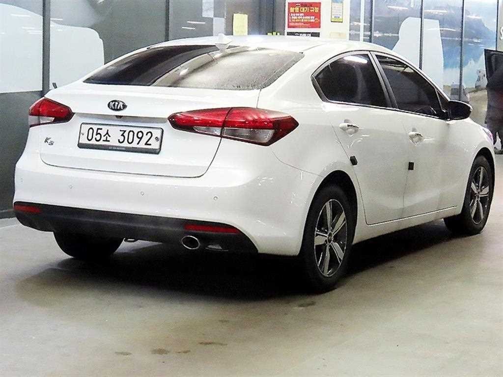 기아 K3 더뉴 K3 1.6 GDI 트렌디 스타일 이미지 4