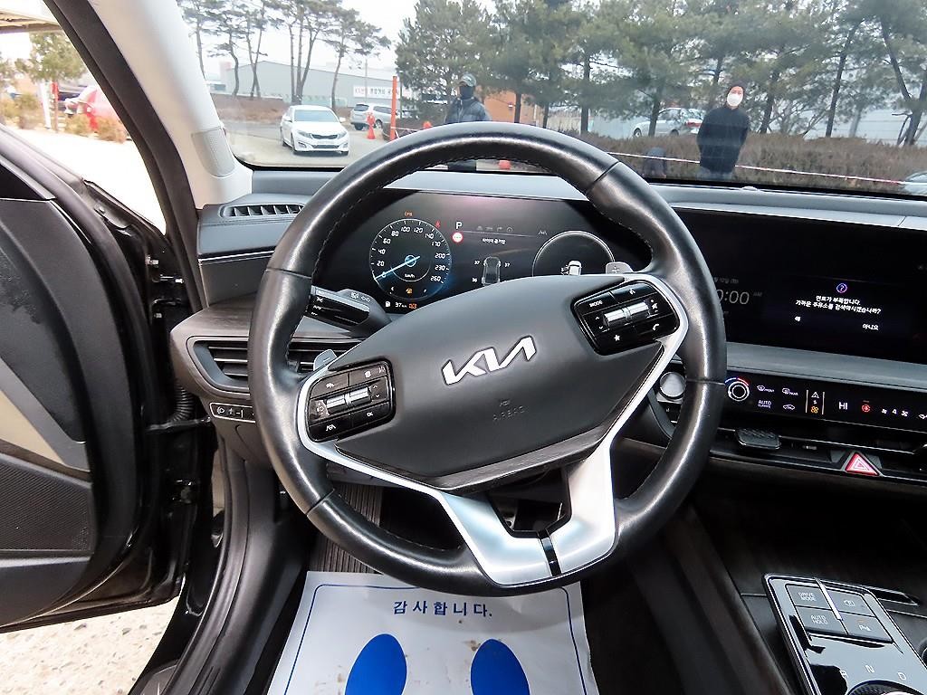 기아 K8 2.5 2WD 시그니처 이미지 8
