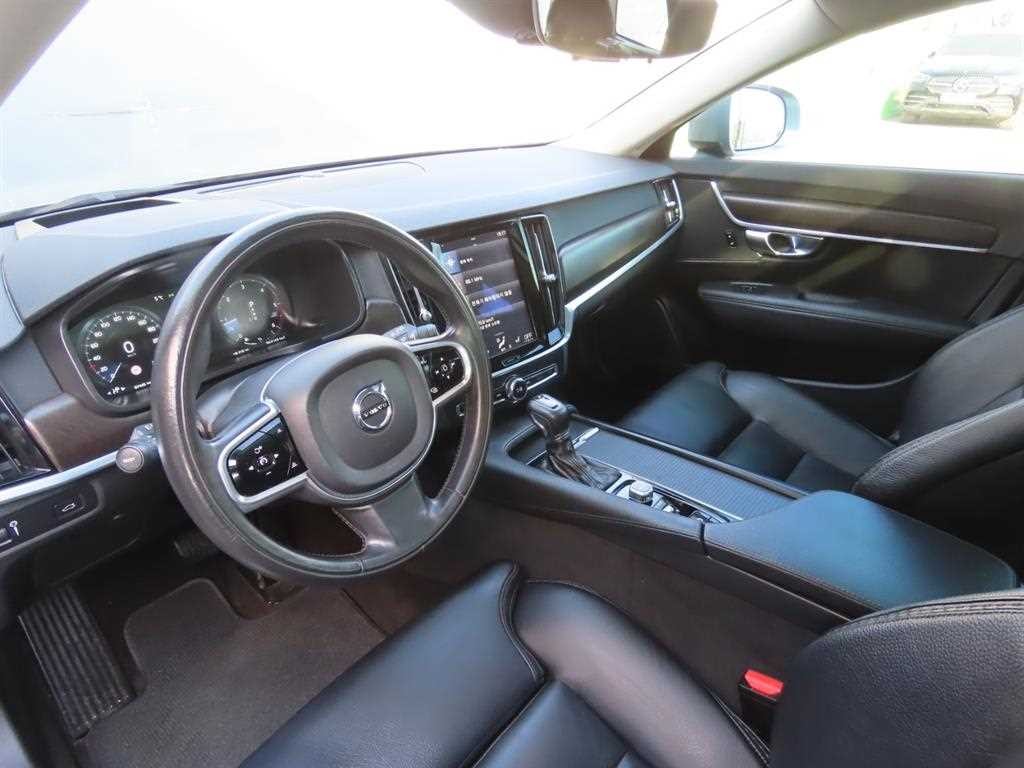 볼보 V90 V90 크로스컨트리 D5 AWD 이미지 16