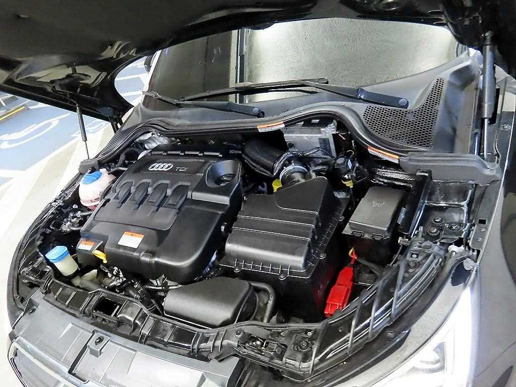 아우디 A1 30 TDI 스포트 프리미엄 이미지 18