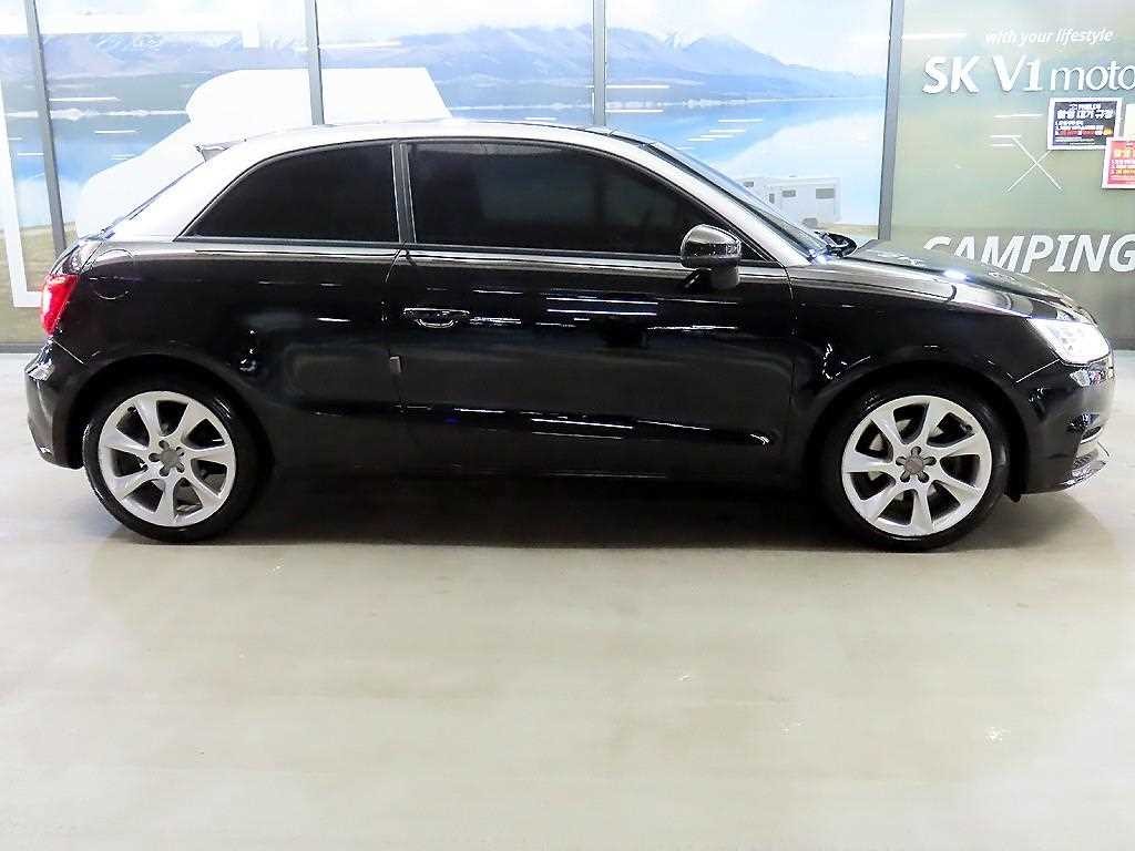아우디 A1 30 TDI 스포트 프리미엄 이미지 3
