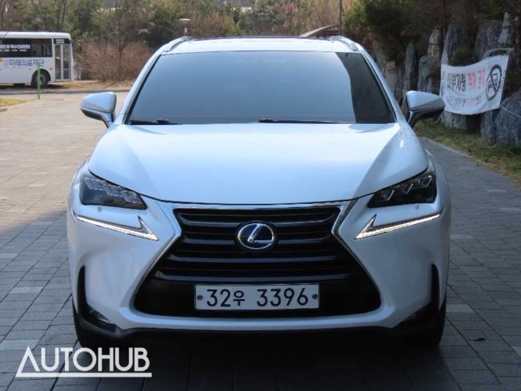 렉서스 NX NX 300h 슈프림 이미지 1