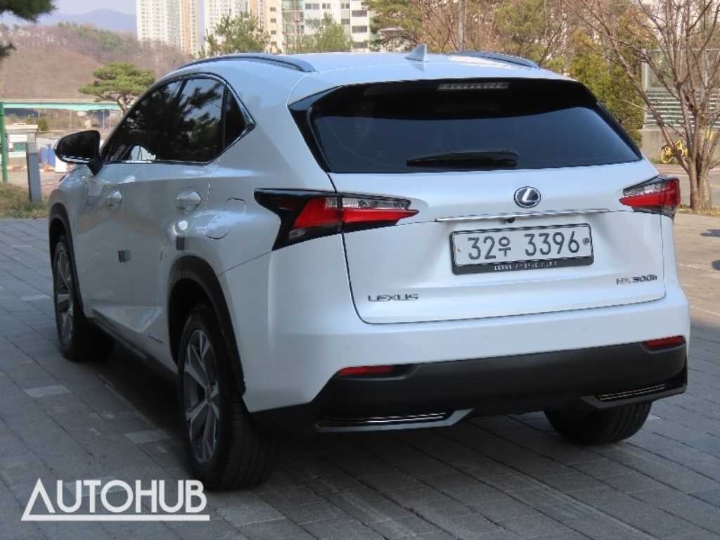 렉서스 NX NX 300h 슈프림 이미지 4