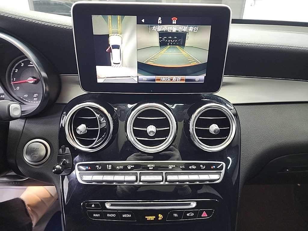 벤츠 GLC 클래스 GLC클래스 X253 GLC 300 4MATIC AMG LINE 이미지 10
