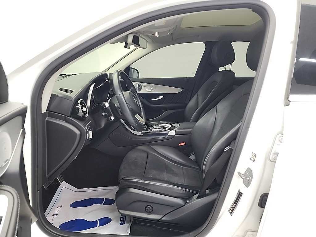 벤츠 GLC 클래스 GLC클래스 X253 GLC 300 4MATIC AMG LINE 이미지 11