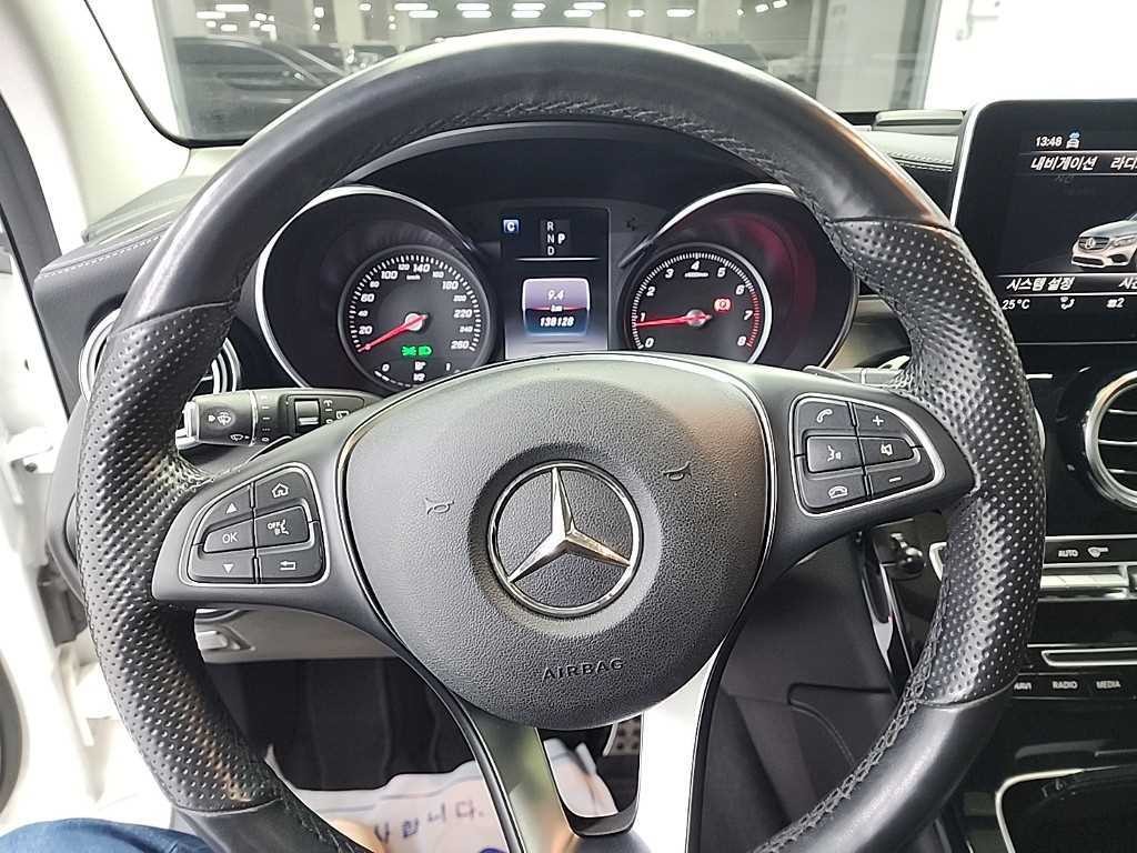 벤츠 GLC 클래스 GLC클래스 X253 GLC 300 4MATIC AMG LINE 이미지 9