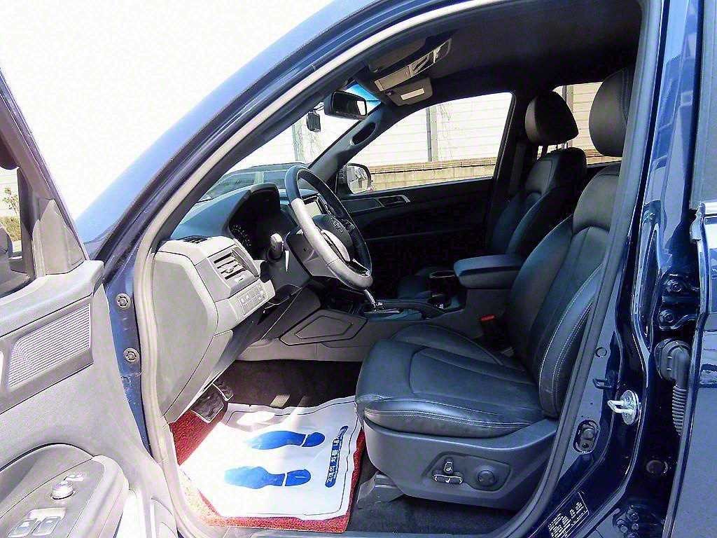 KG모빌리티(쌍용) 렉스턴 렉스턴 스포츠 칸 디젤 2.2 4WD 파워리프 프레스티지 이미지 5